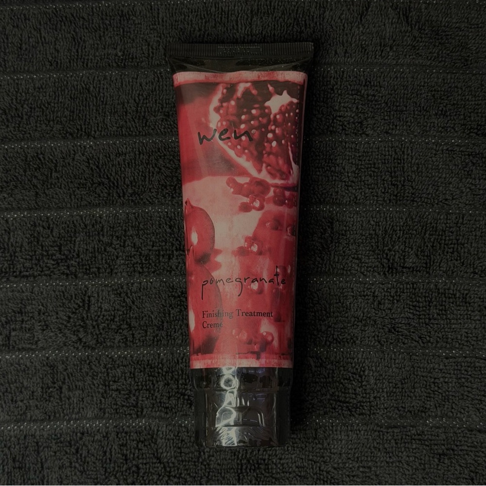 WEN Pomegranate Finishing Treatment Crème